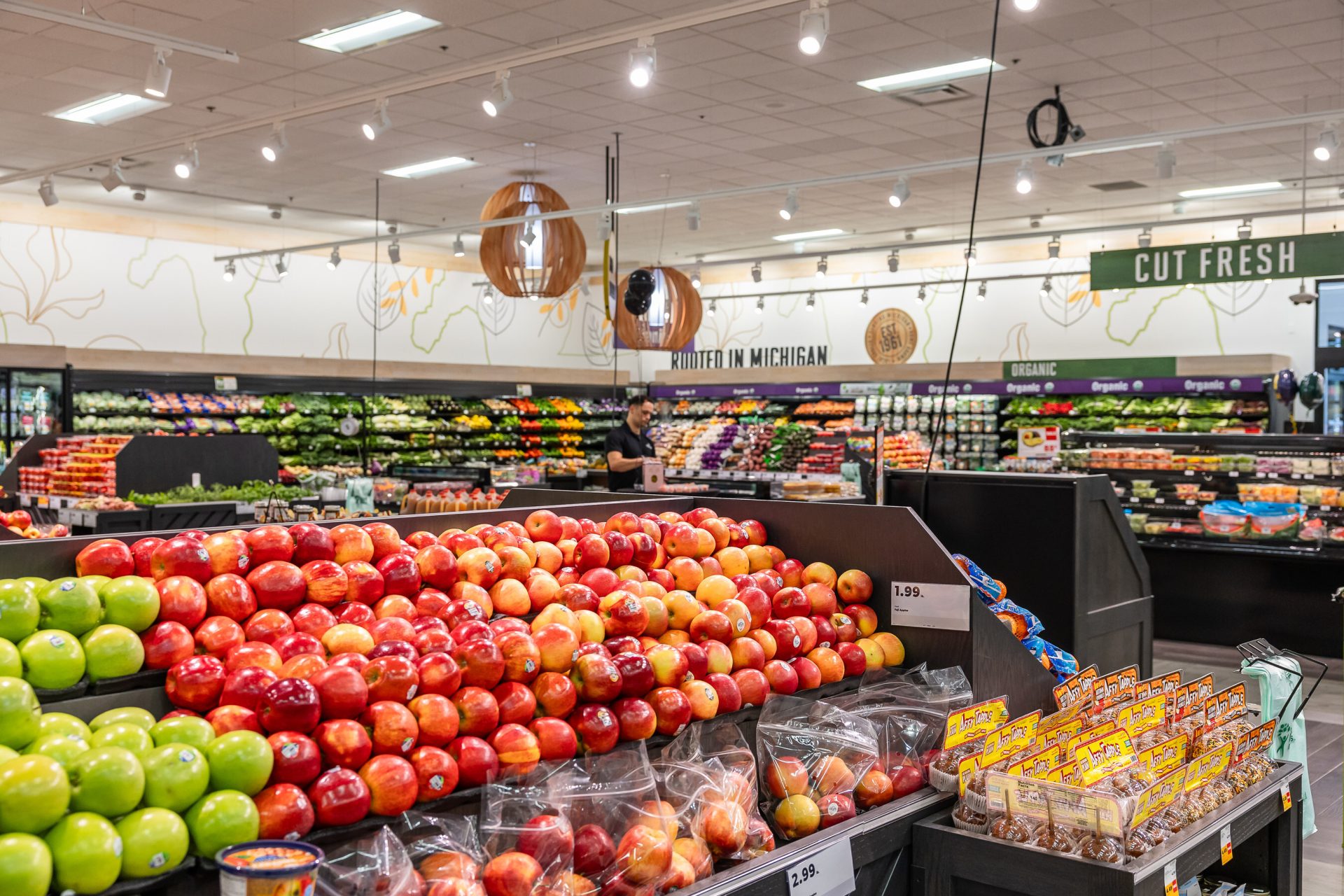 VG Grocery's produce department