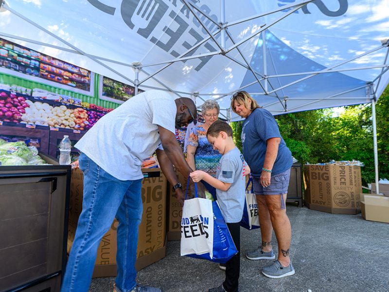 Food Lion Feeds Awards More Than $2.6M In Grants