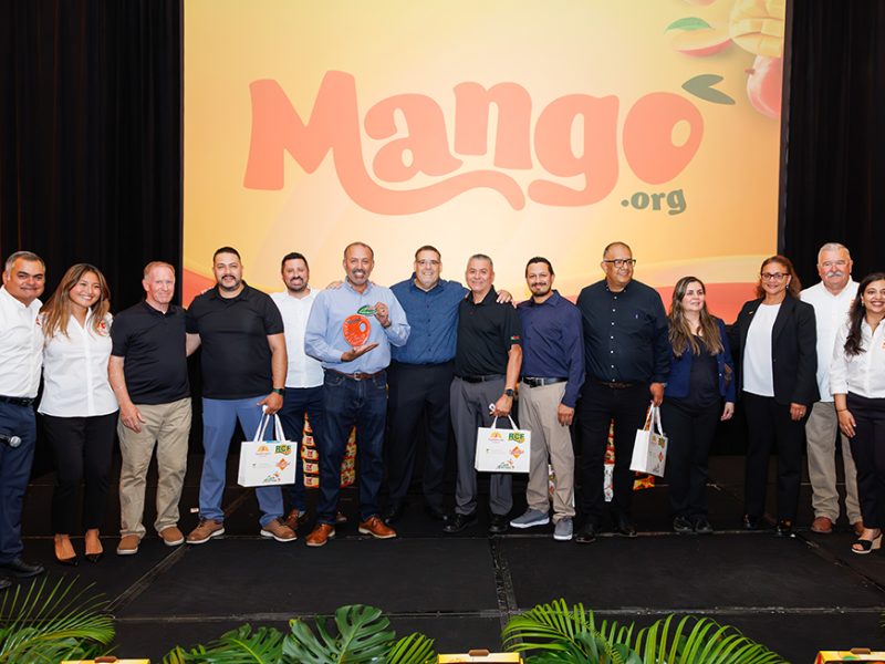 Vallarta Supermarkets Named National Mango Board Retailer Of The Year