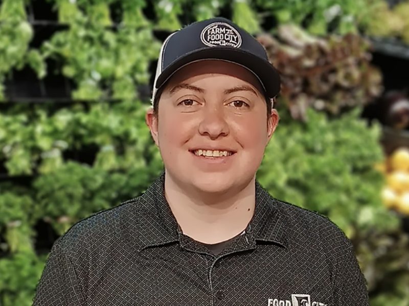 Food City’s Brooks Named A 2025 IPFA Produce Manager Of The Year