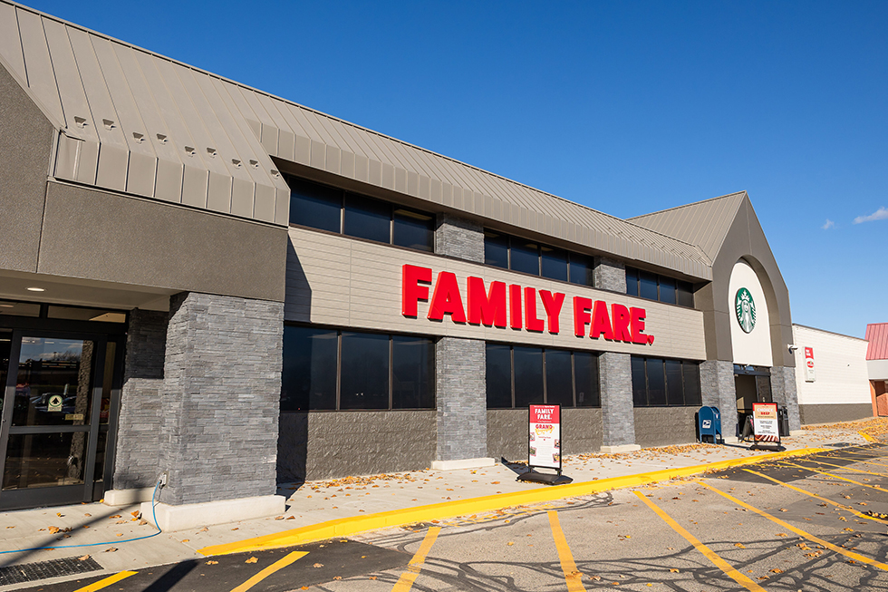 SpartanNash Family Fare Grand Opening Exterior