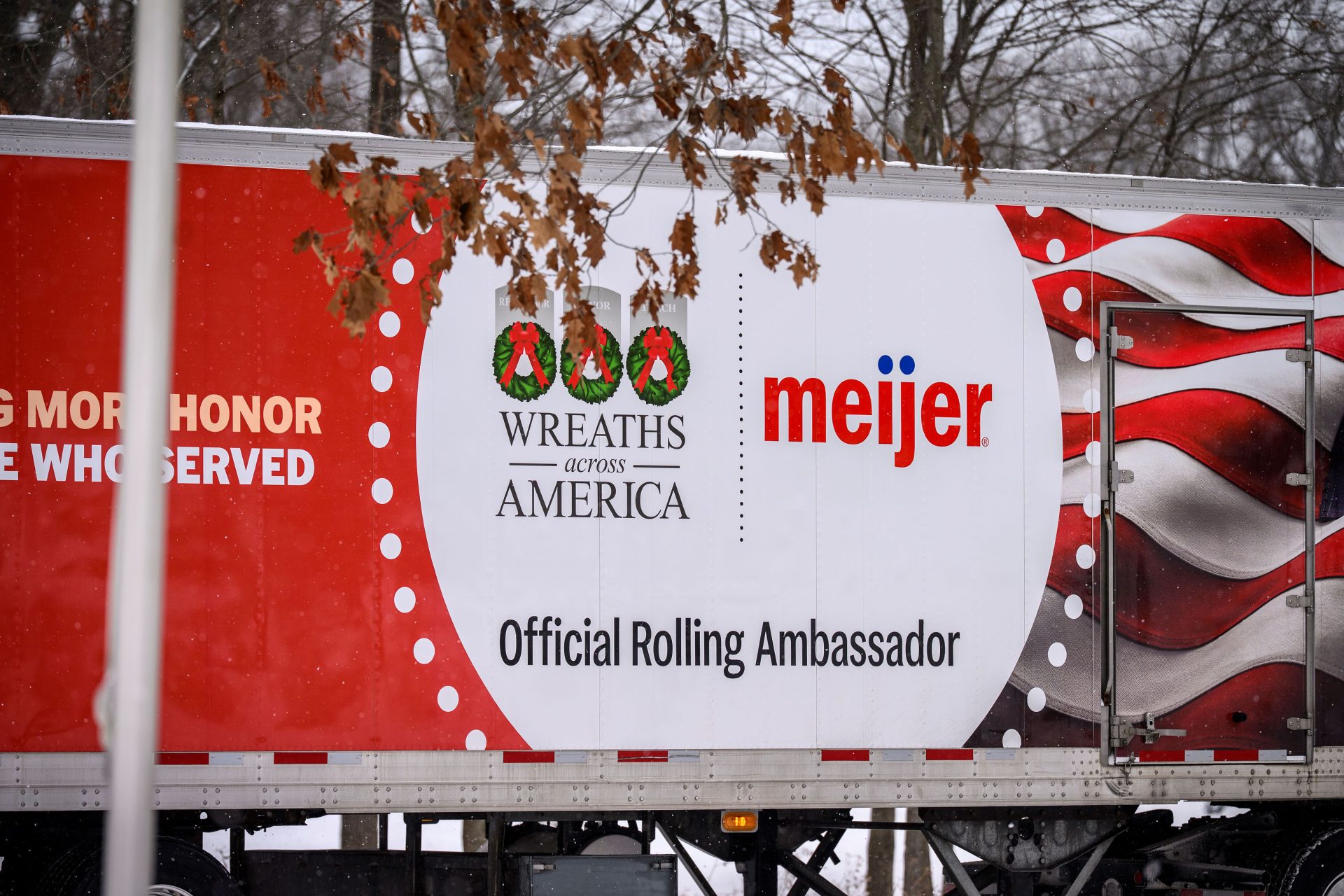 Meijer Wreaths Across America