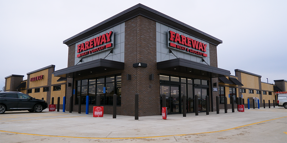 photo of exterior of new Fareway store in Granger, Iowa