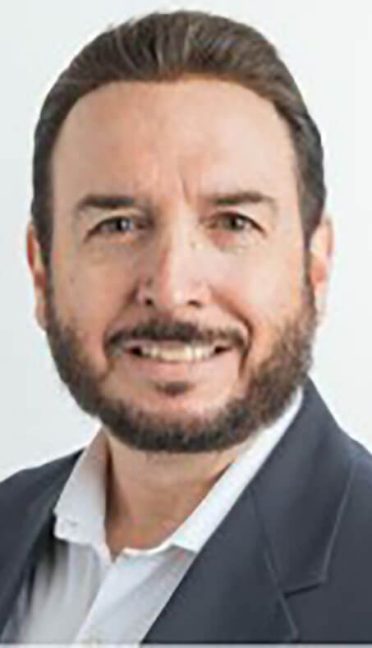 headshot of Ryan Draude with Giant Food