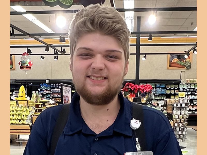 Food City Courtesy Clerk Bowling Named Kentucky’s Best Bagger