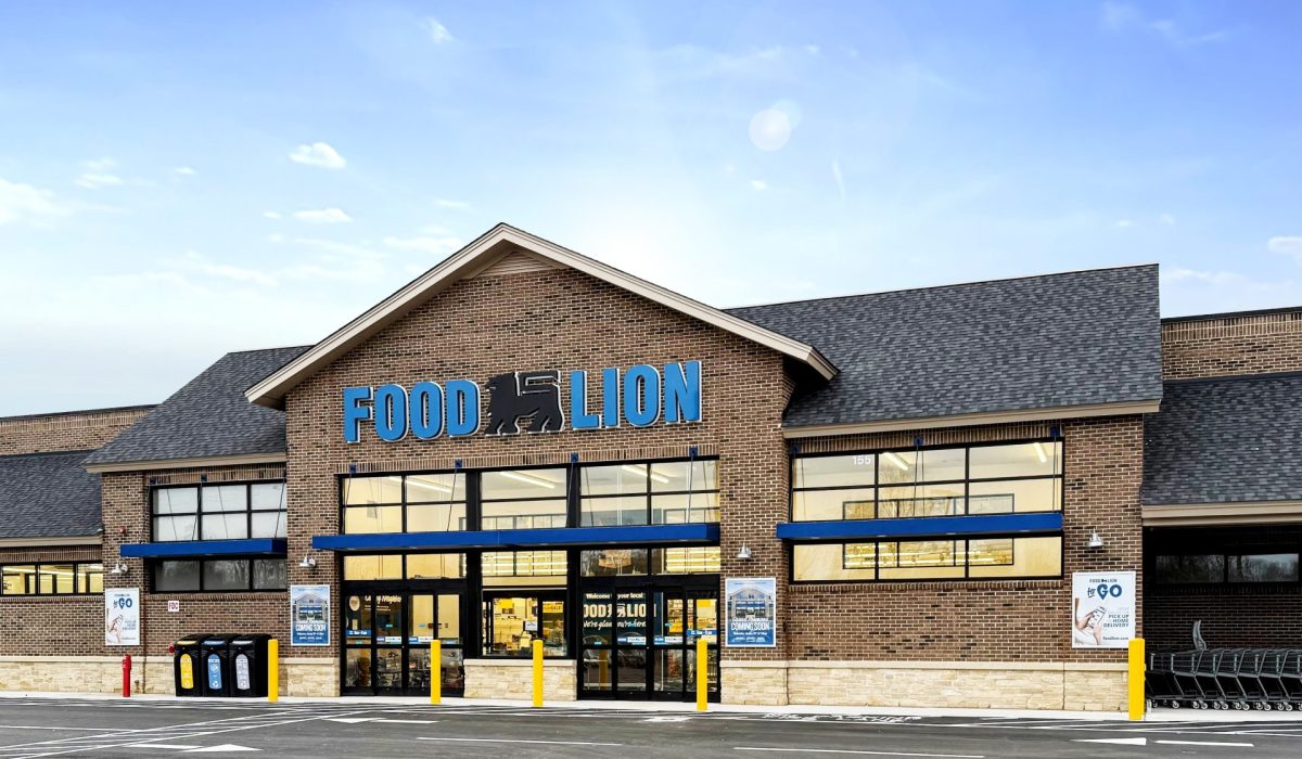 Food Lion store front