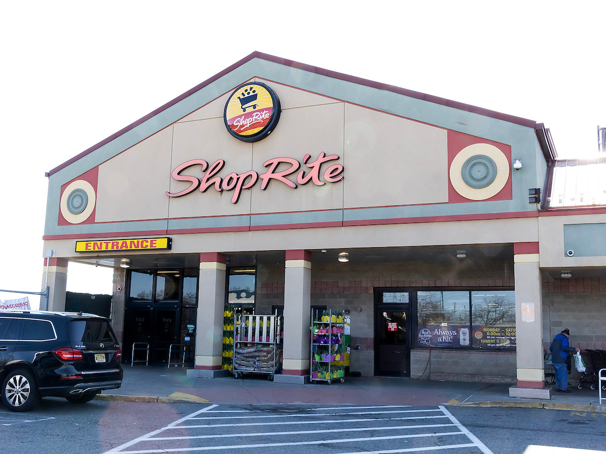 EV Charging at the ShopRite of Paramus, New Jersey