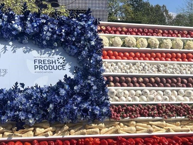 IFPA Members Bring Fresh Produce, Florals To White House Easter Egg Roll