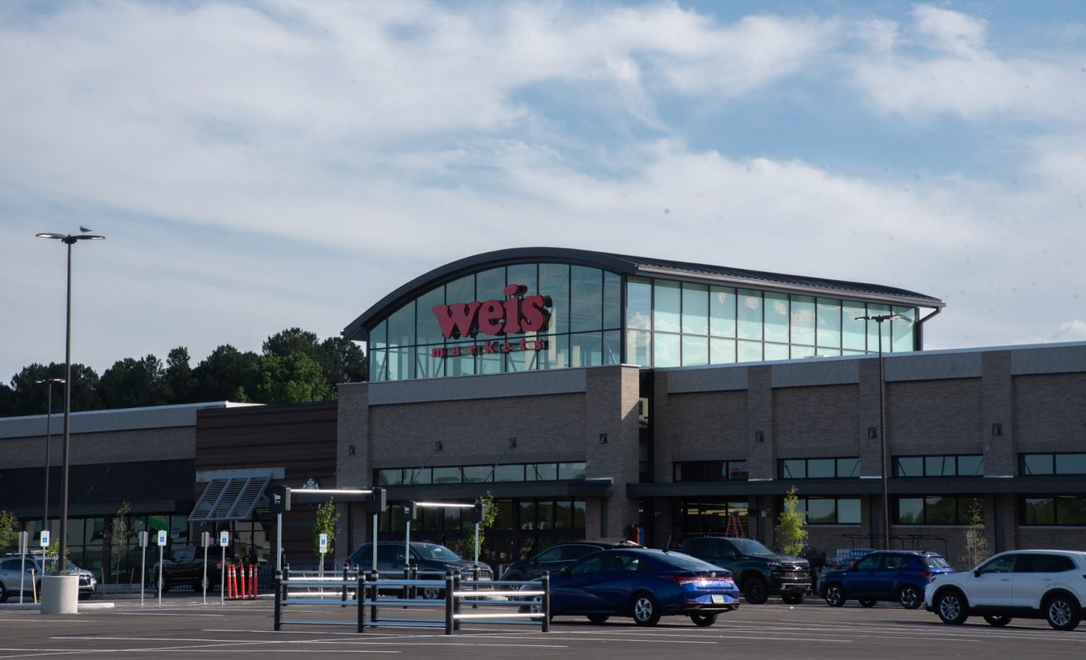 Weiss Store Weis Markets Unveils New Store In Millsboro, DE