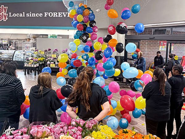 Bay View Piggly Wiggly Celebrates Grand Reopening Of Reimagined Store