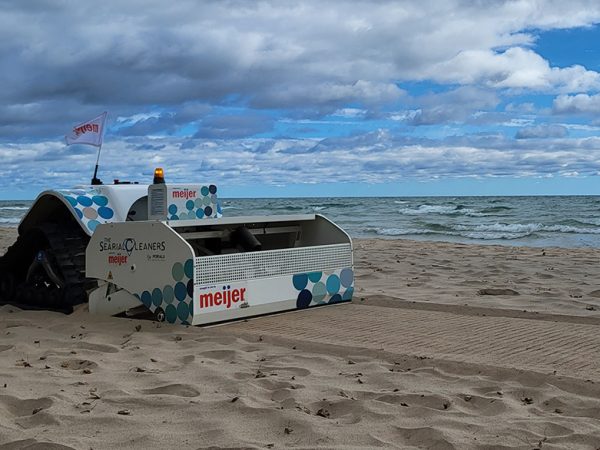 Meijer Donates $280K To Great Lakes Plastic Cleanup