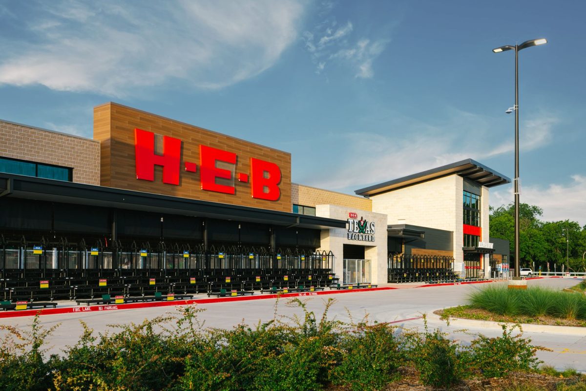H-E-B storefront, Murphy TX