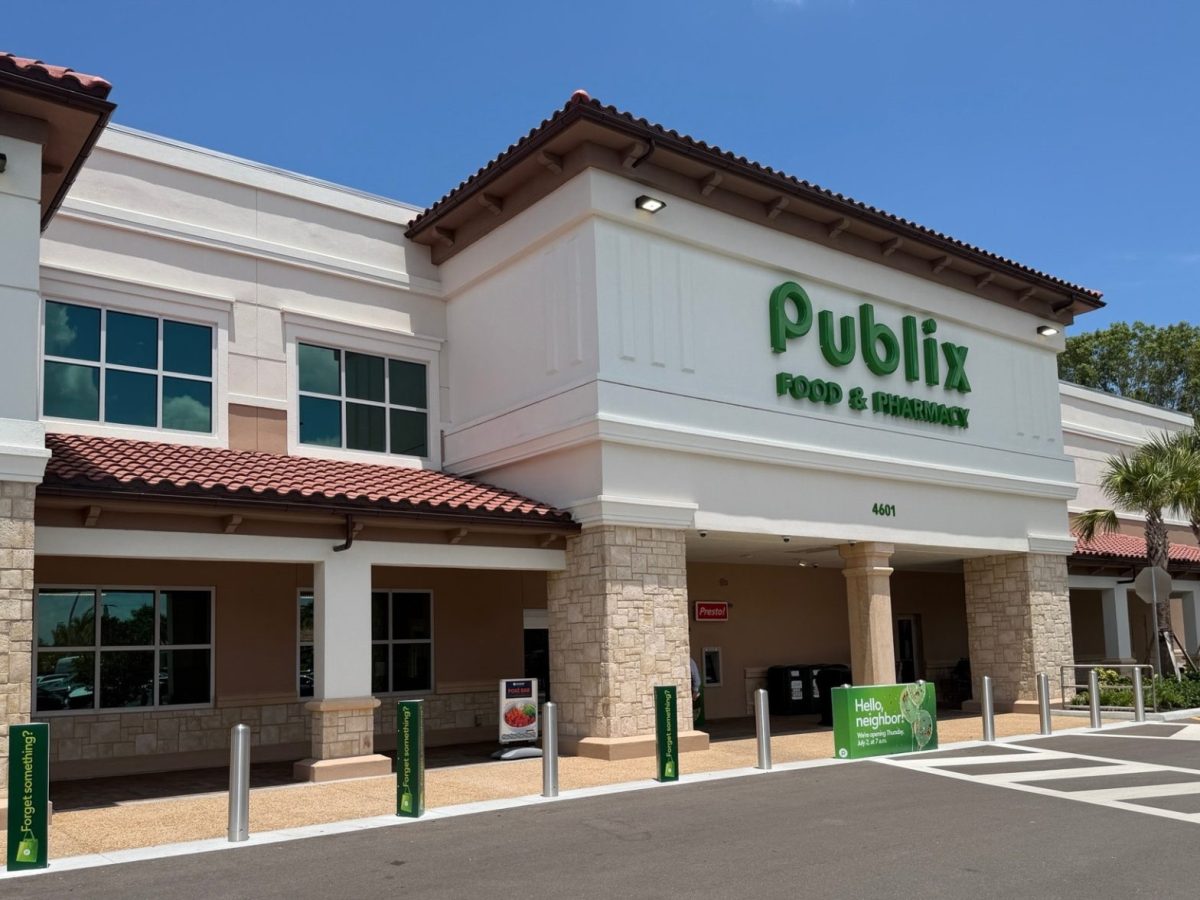 Publix Opens New Naples Store With Upstairs Seating, Ramen Bowls