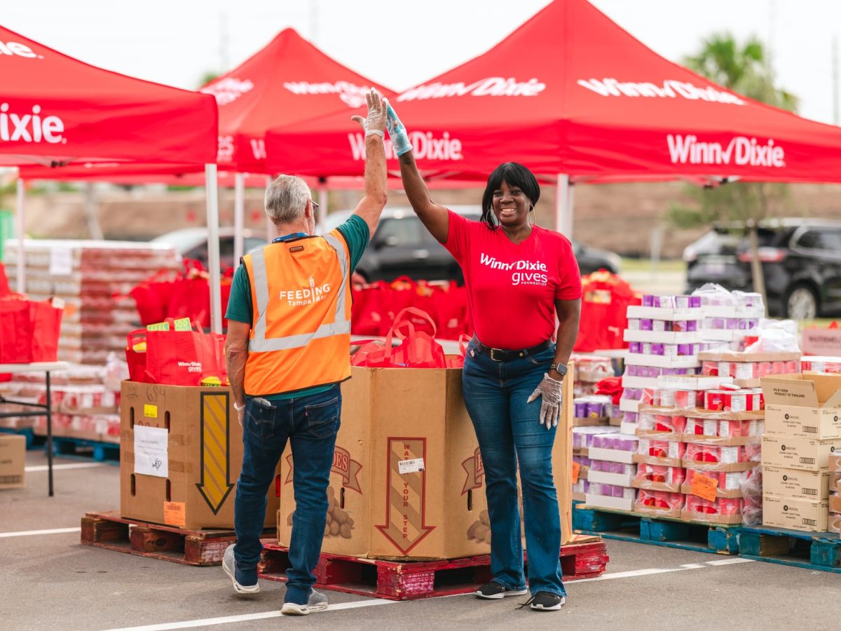 Winn-Dixie, Giant, Yasso Earn Top Honors In FMI Community Uplift Awards