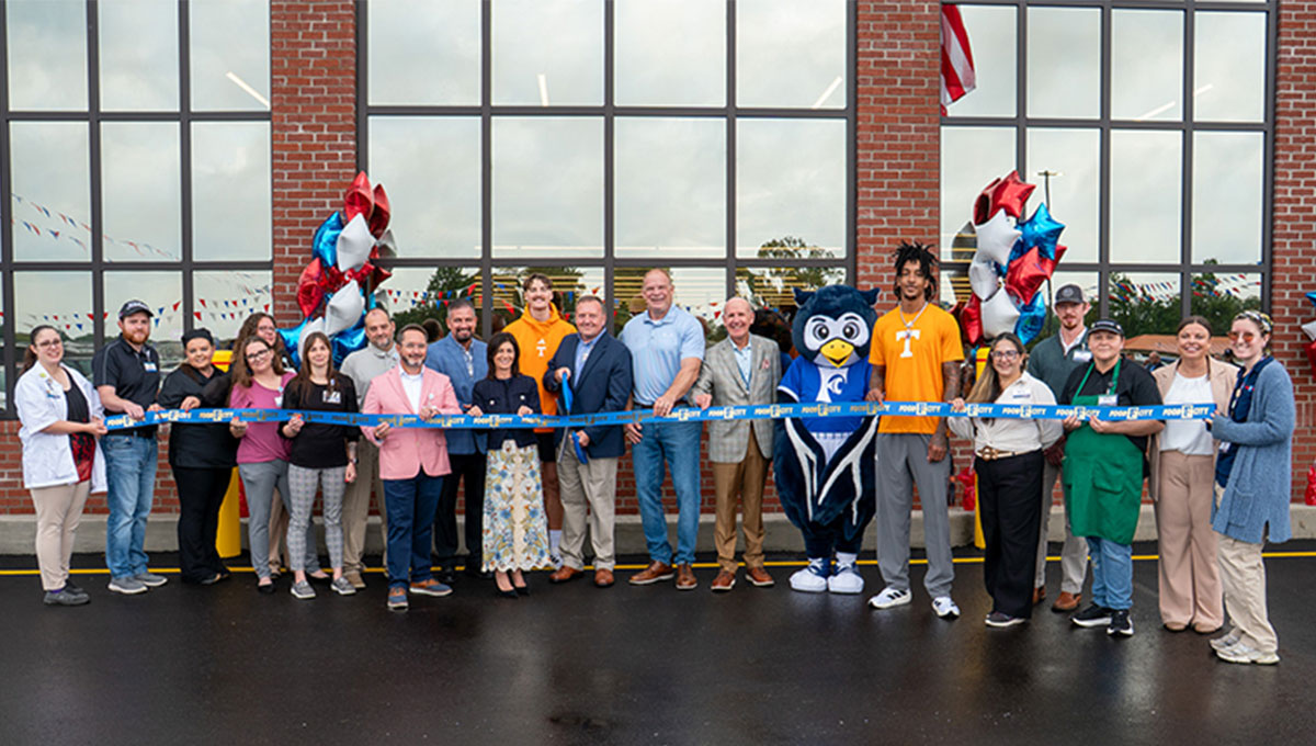 Food City ribbon cutting Strawberry Plains TN
