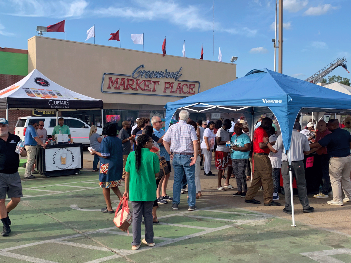 Greenwood Market Place In MS Chosen To Host IGA 100th Celebration