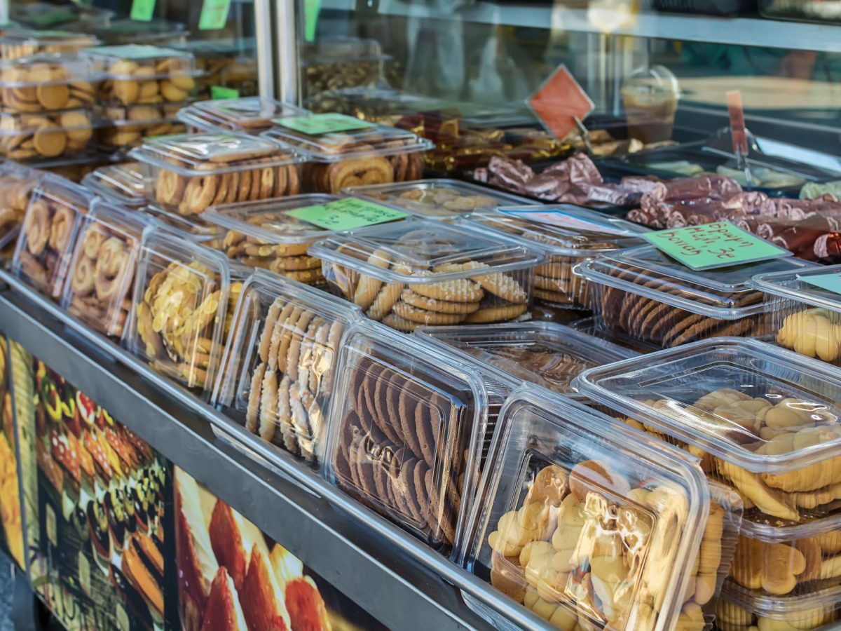 Perimeter Bakery Holds Up Better Than Center Store In Tough August