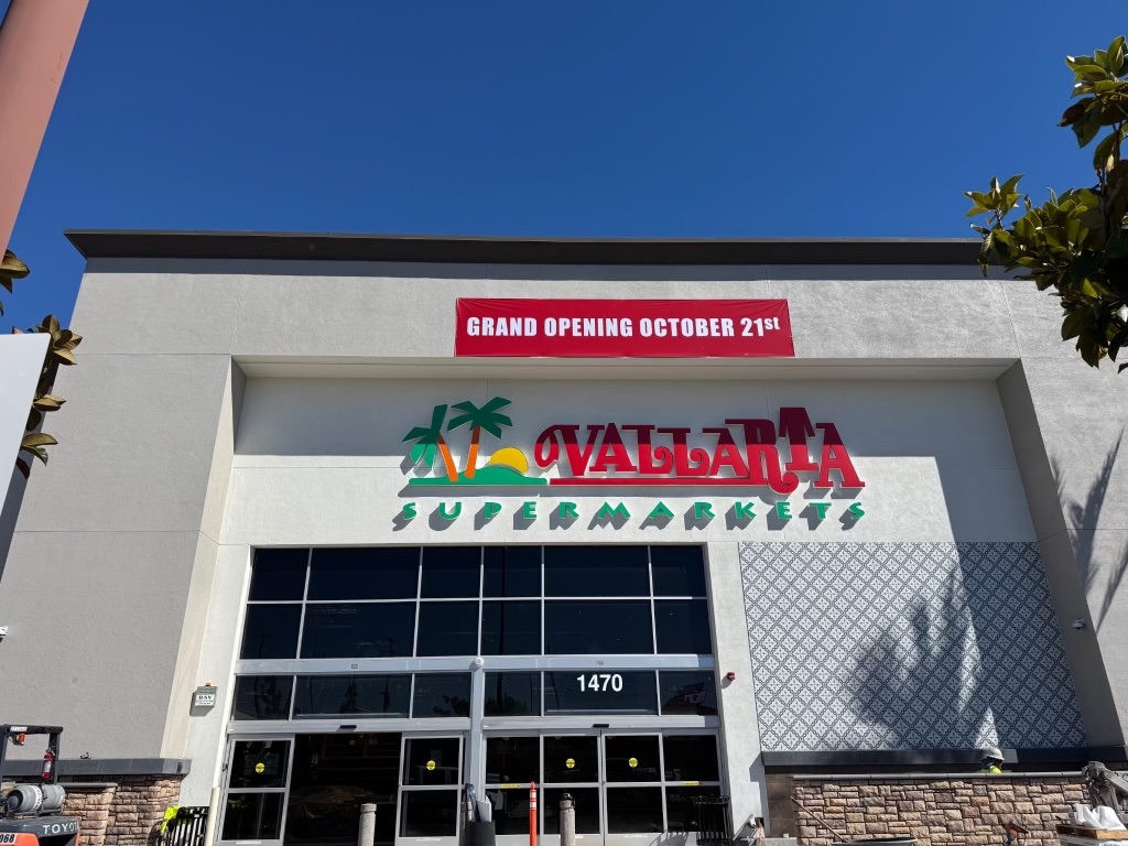 grocery store exterior