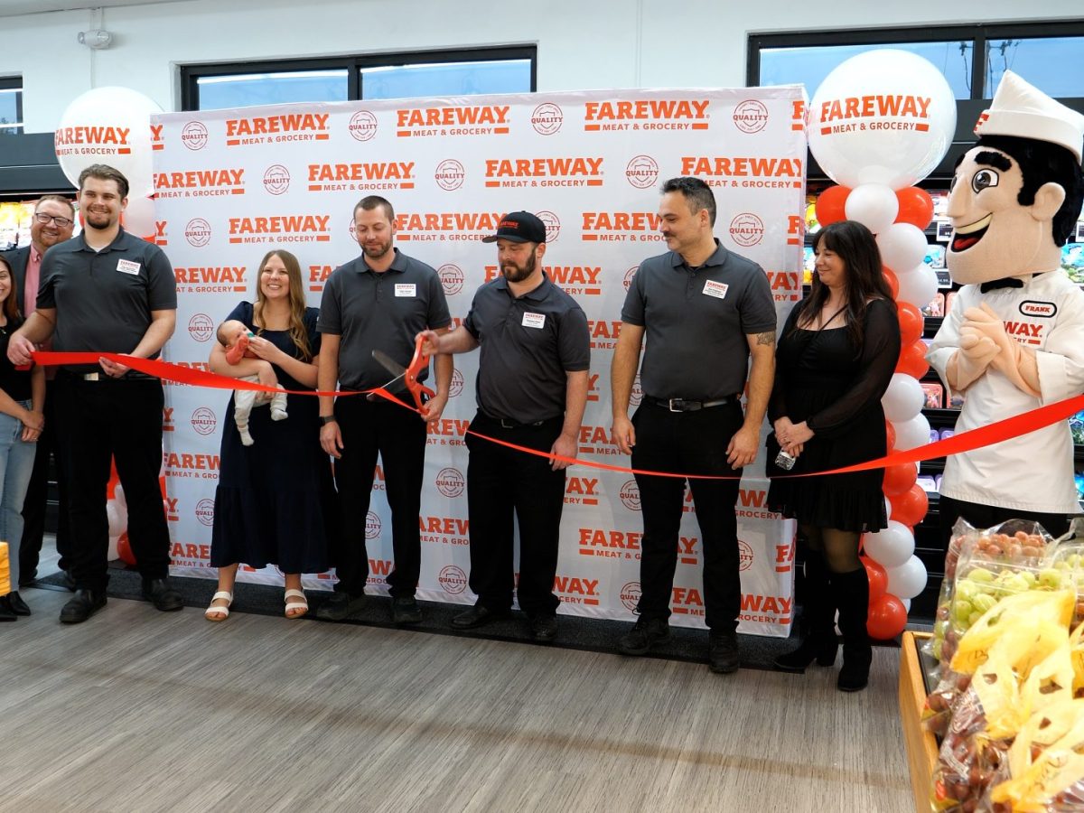 Coal Valley, Illinois, Welcomes New Fareway Meat & Grocery
