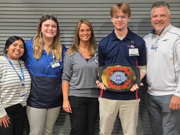 Food City’s Riley Dixon Named Virginia Best Bagger
