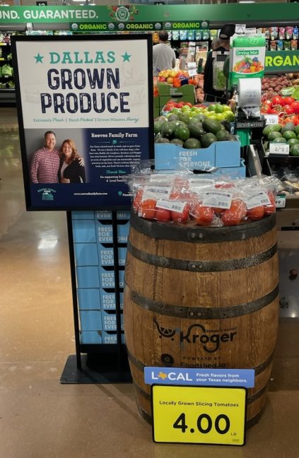 tomato display at Kroger