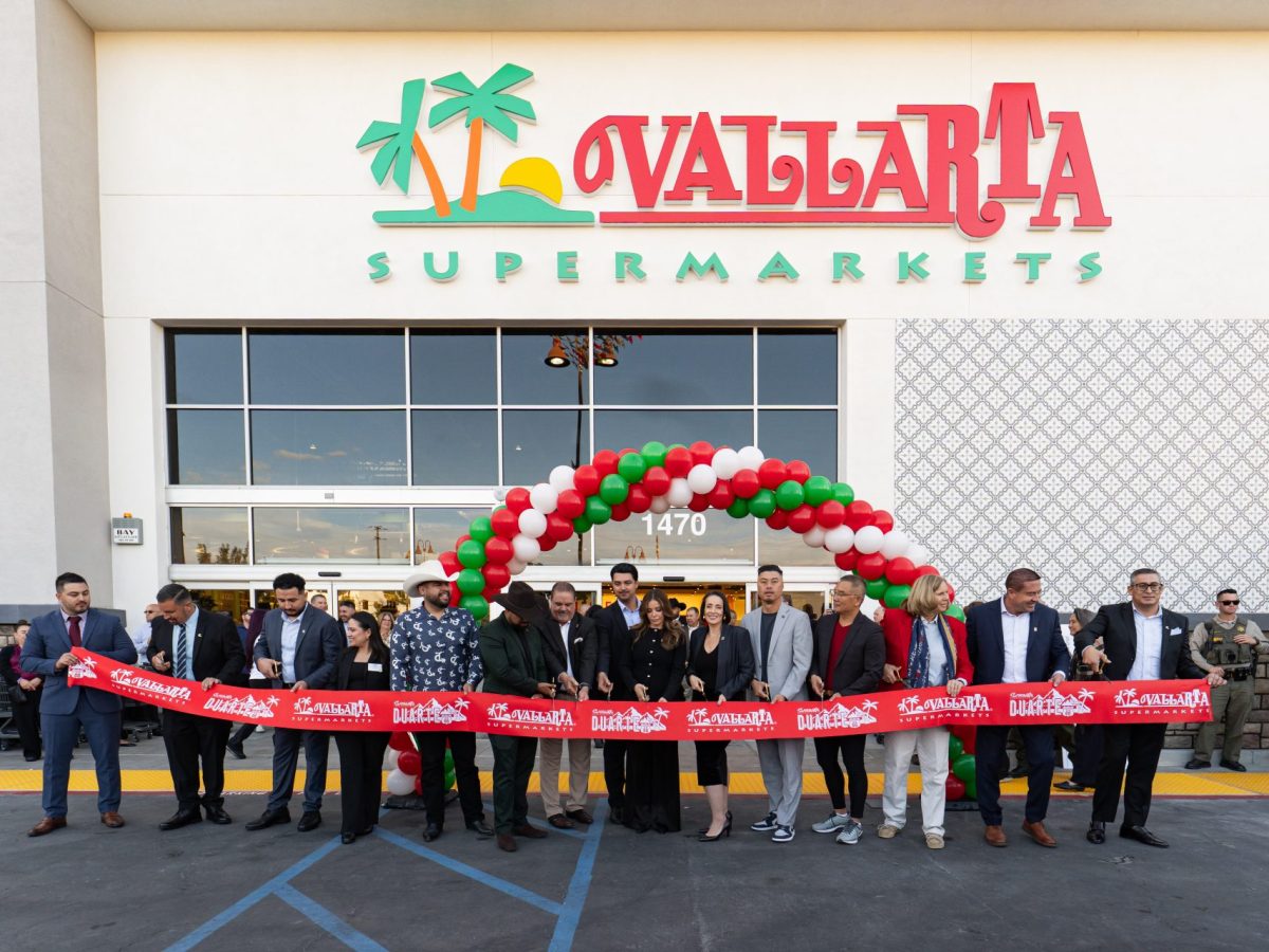 Vallarta Holds Festive Opening For New Duarte, CA, Store